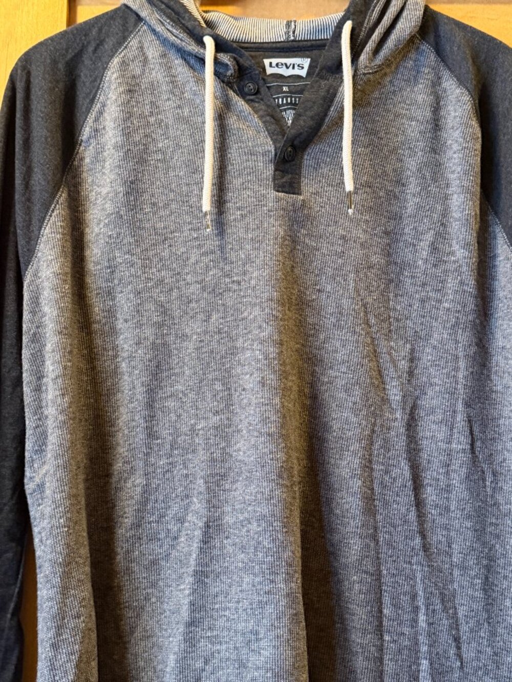 Levi's Lightweight Hoodie T Shirt Levi Strauss XL
